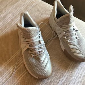 Adidas Damian Lillard 3 white/gumsole